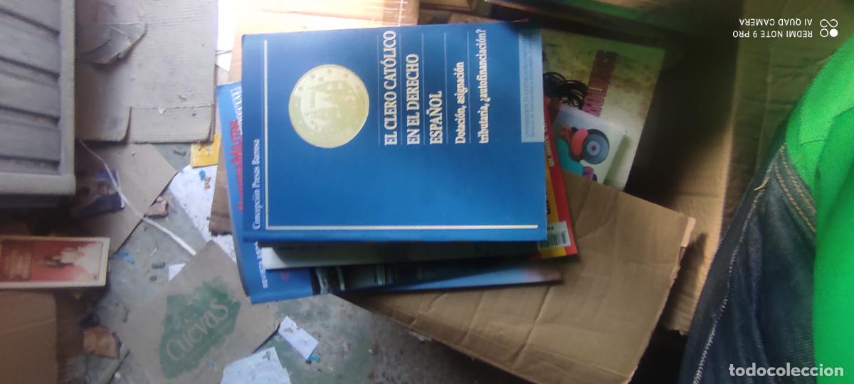 Libros de segunda mano: El Clero cat&oacute;lico en el Derecho Espa&ntilde;ol. Dotaci&oacute;n, asignaci&oacute;n tributaria, &iquest;autofinanciaci&oacute;n? - Pres