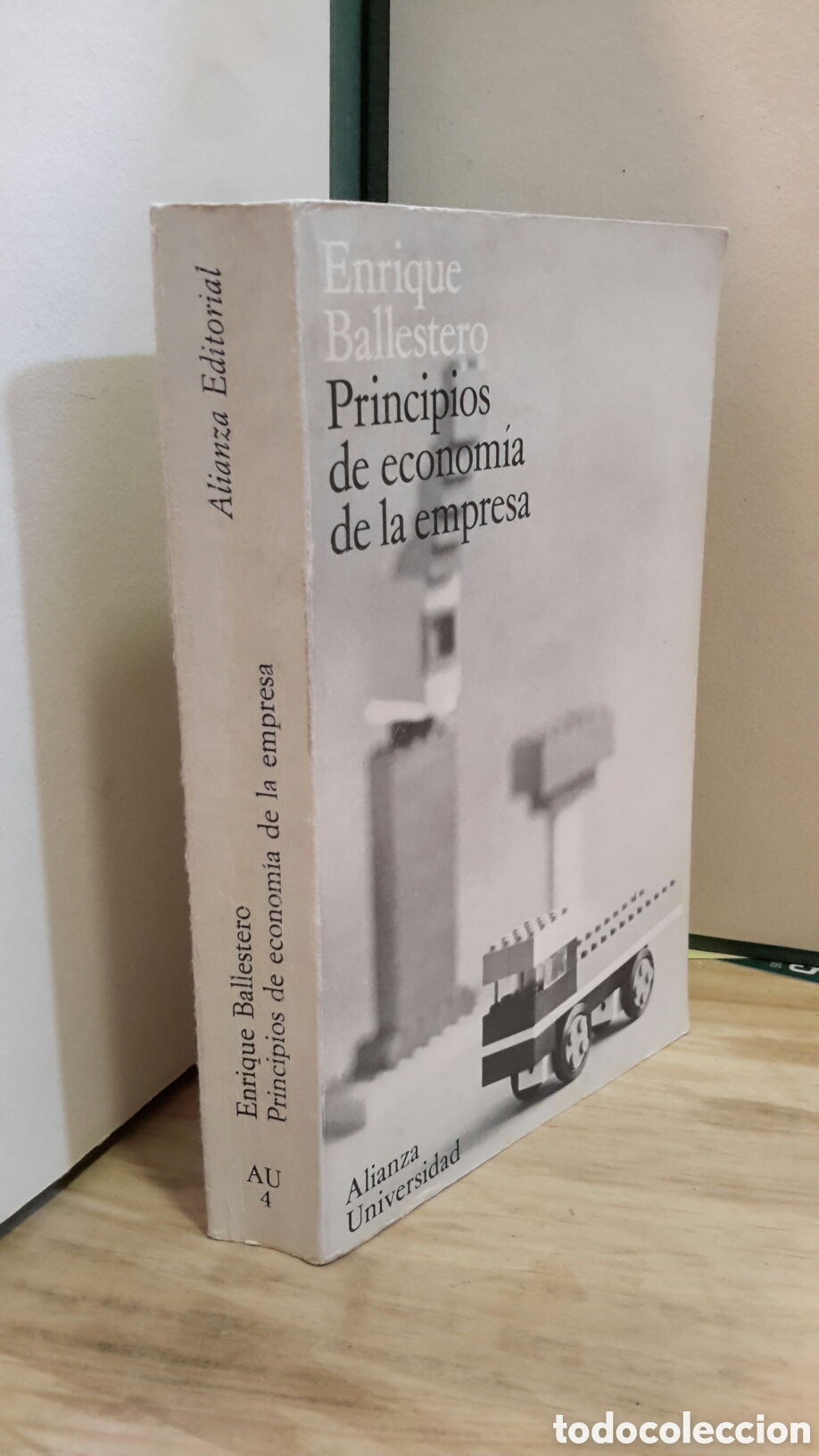 Livres d'occasion: Principios de economia de la empresa - Enrique Ballestero