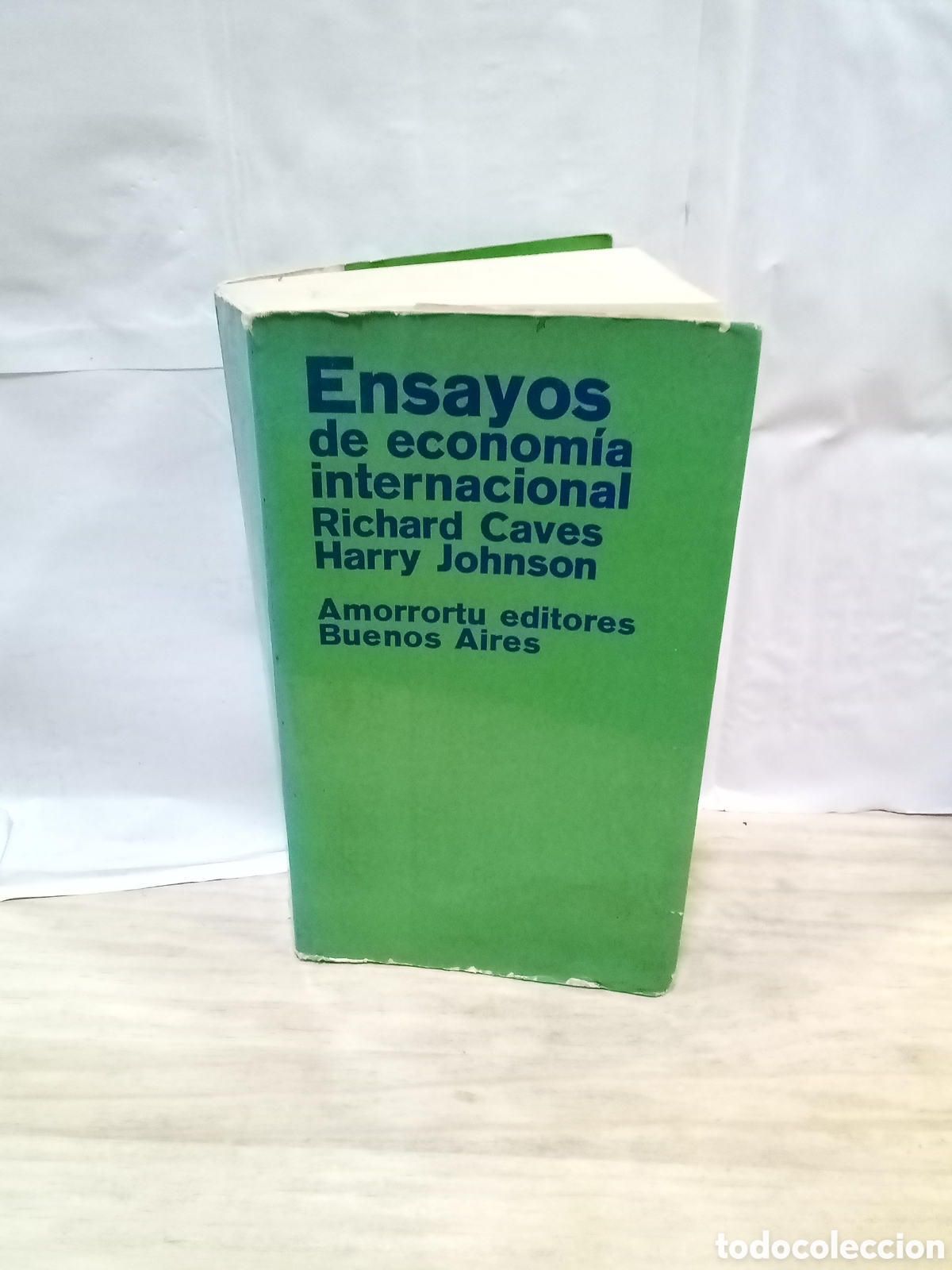 Second hand books: Ensayos de econom&iacute;a Internacional Richard Caves Harry Johnson