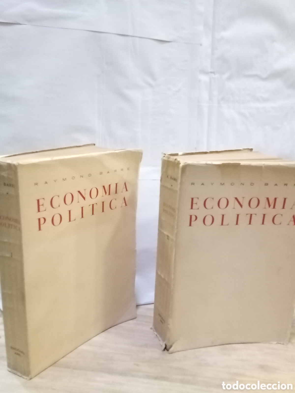 Livres d'occasion: Econ&oacute;mica pol&iacute;tica Raymond Barre