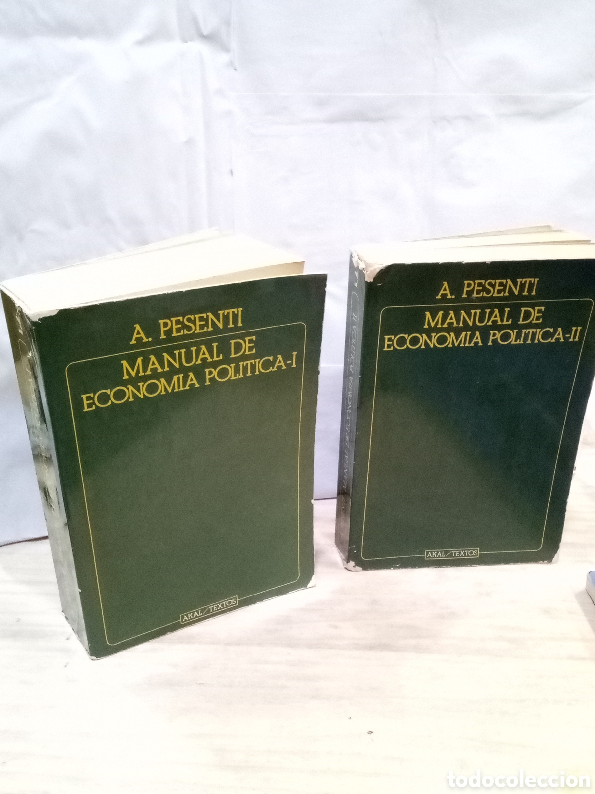 Libros de segunda mano: A presento manual de econom&iacute;a pol&iacute;tica -I -II