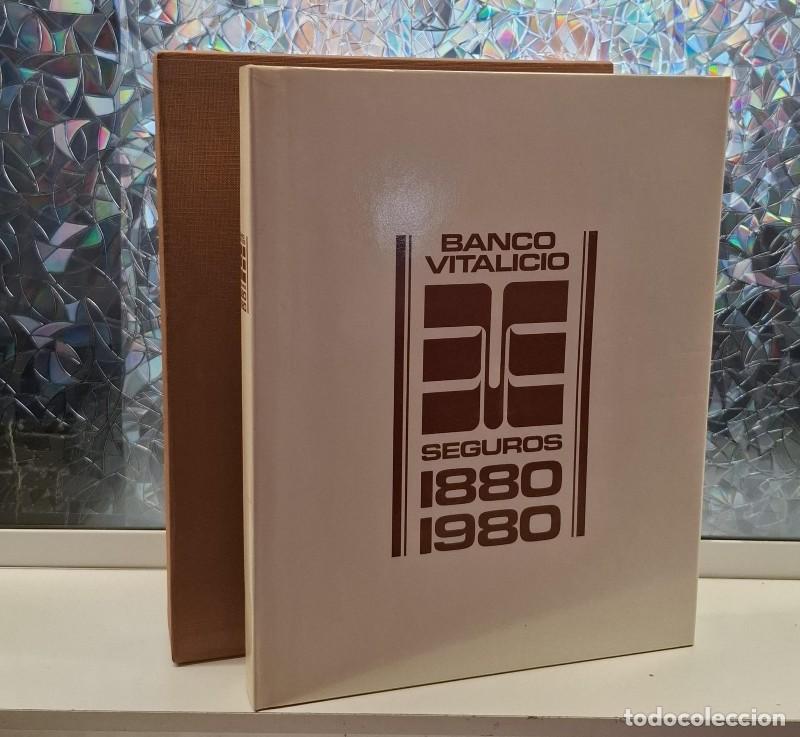 Libros de segunda mano: Banco Vitalicio de Espa&ntilde;a. Seguros 1880-1980 - Varios Autores - Din Internacional - Centenario funda