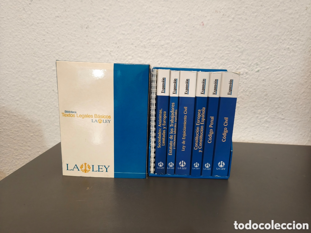 Libros de segunda mano: La ley textos legales b&aacute;sicos - Foto 2