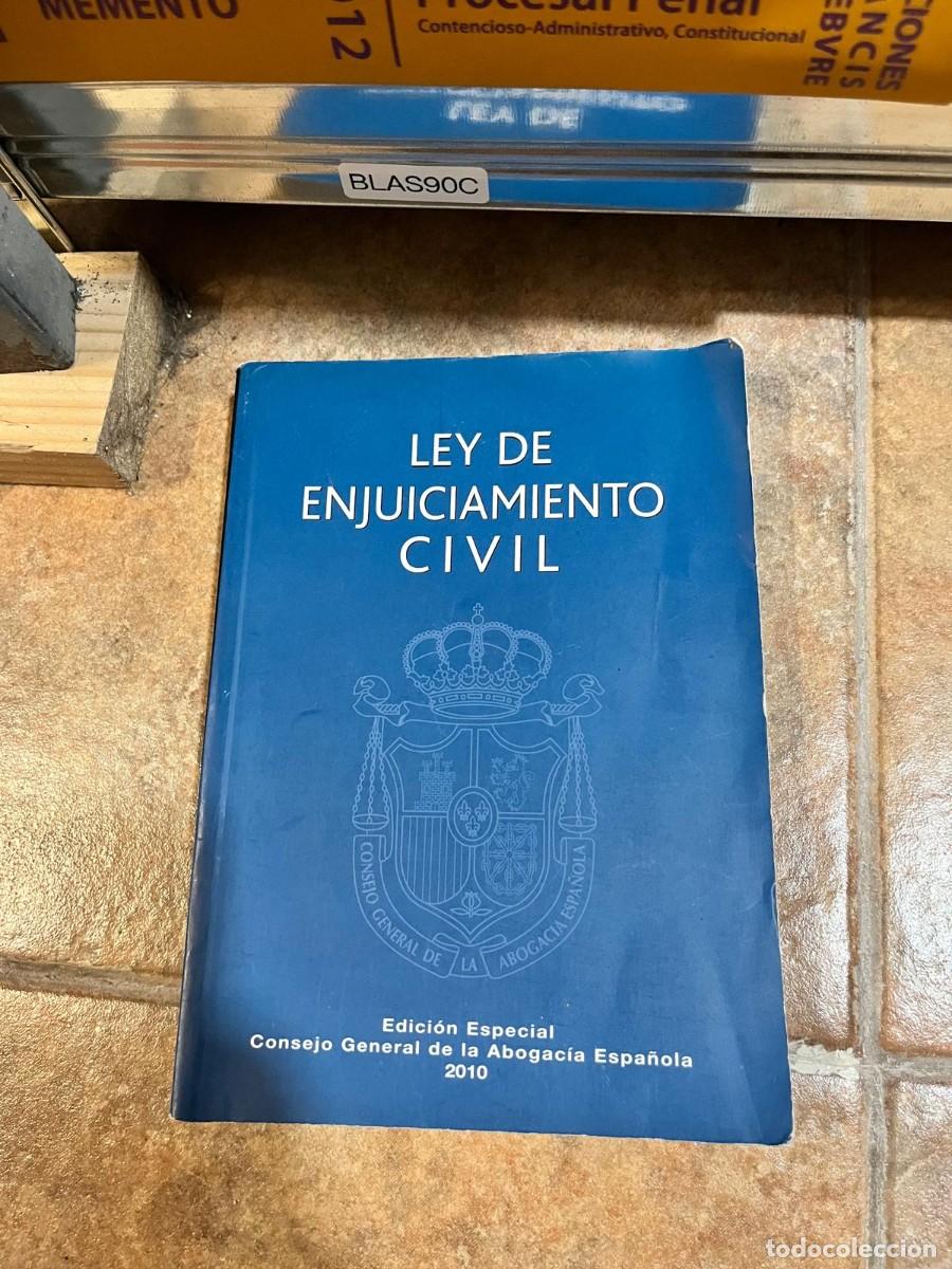 Libri di seconda mano: BLAS90C &mdash; Ley de Enjuiciamiento Civil (Edici&oacute;n Especial 2010) &mdash; Consejo General de la Abogac&iacute;a Espa&ntilde;
