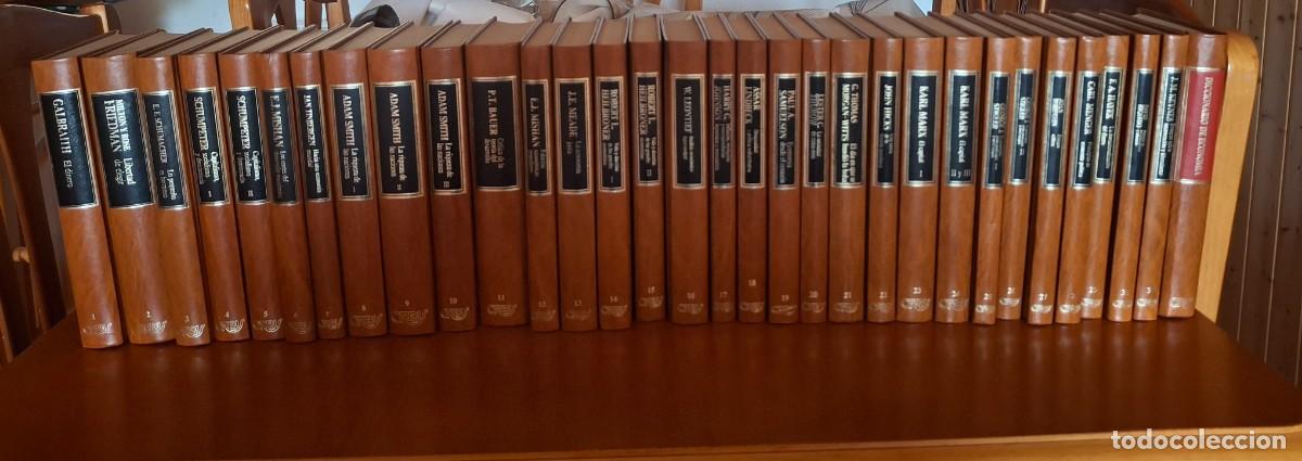 Libros de segunda mano: Biblioteca de economia Orbis. Coleccion completa 31 volumenes + Diccionario economia+