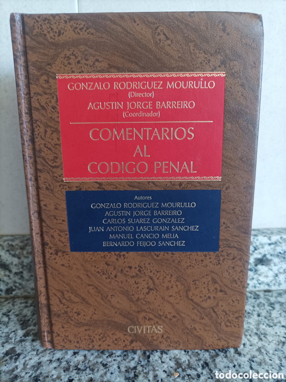 Libros de segunda mano: COMENTARIOS AL C&Oacute;DIGO PENAL &mdash; 1.&ordf; EDICI&Oacute;N &mdash; CIVITAS
