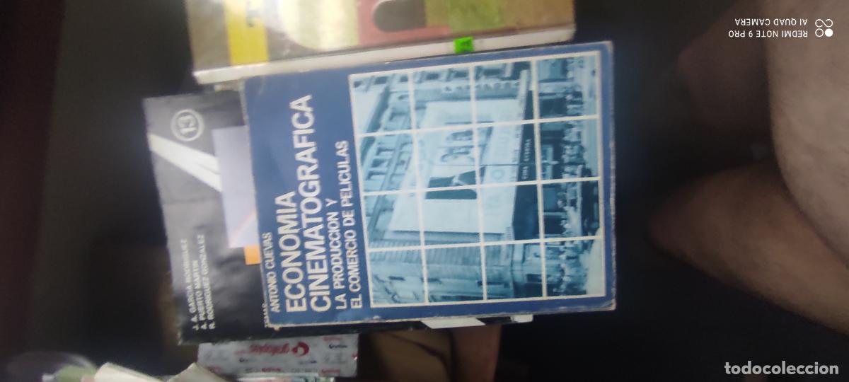 Libros de segunda mano: Econom&iacute;a cinematogr&aacute;fica: la producci&oacute;n y el comercio de peliculas.- Cuevas Puente, Antonio
