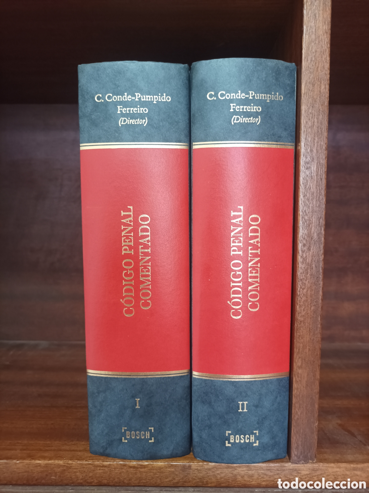Libros de segunda mano: C&oacute;digo Penal Comentado (2 tomos + CD)