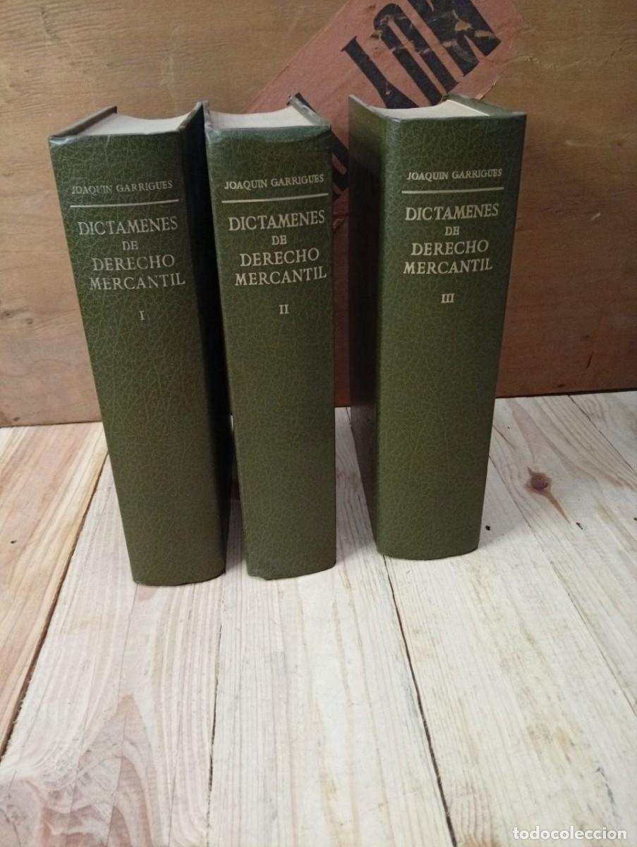 Libros de segunda mano: Dictamenes de derecho mercantil -- Joaquin Garrigues 1976 -- 3 tomos