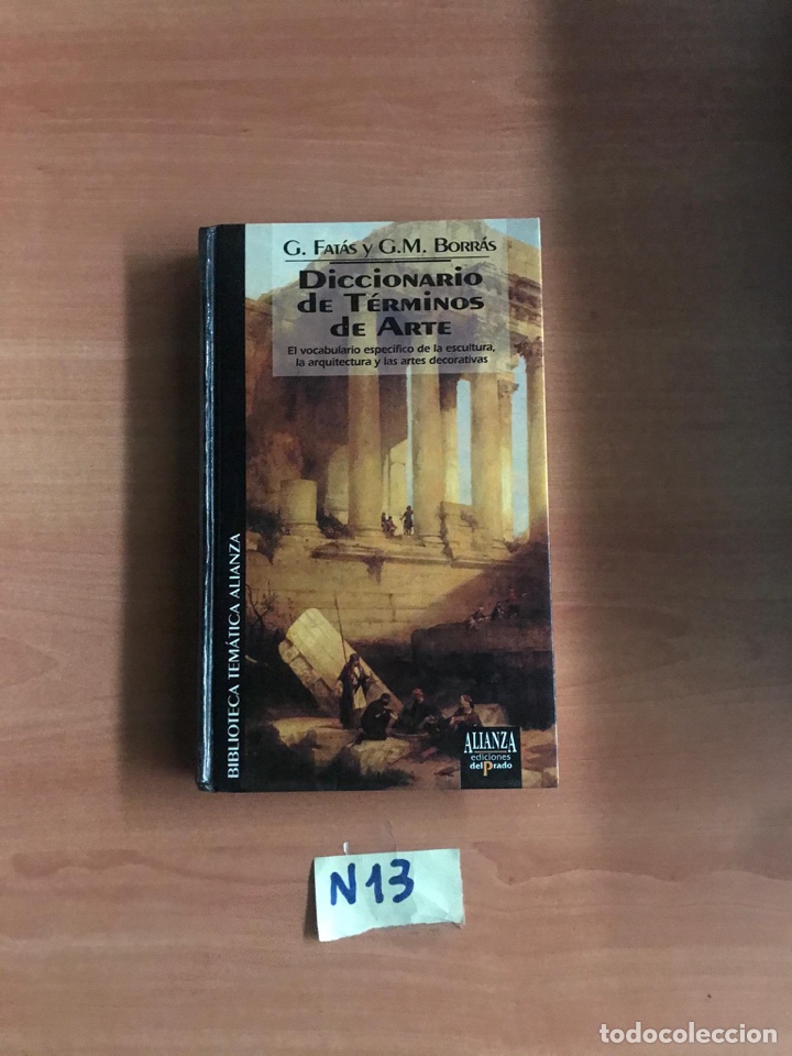 Diccionarios de segunda mano: Diccionario de t&eacute;rminos de arte - Foto 1