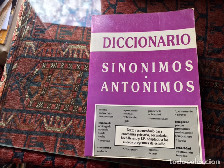 Diccionarios de segunda mano: Diccionario de sin&oacute;nimos y ant&oacute;nimos - Foto 1