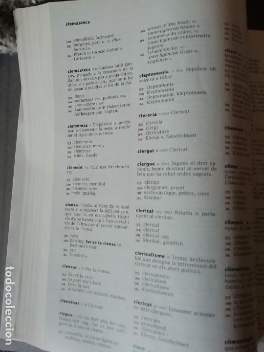 Diccionarios de segunda mano: Diccionario de la Llengua Catalana Multiling&uuml;e - Foto 3