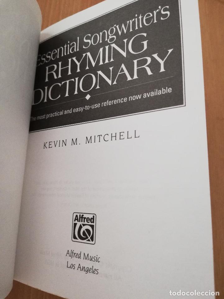 Diccionarios de segunda mano: RHYMING DICTIONARY (KEVIN M. MITCHELL) - Foto 2