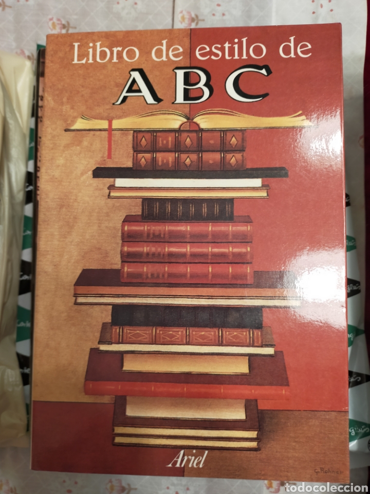 Diccionarios de segunda mano: Libro de estilo de ABC edici&oacute;n 1993 - Foto 1