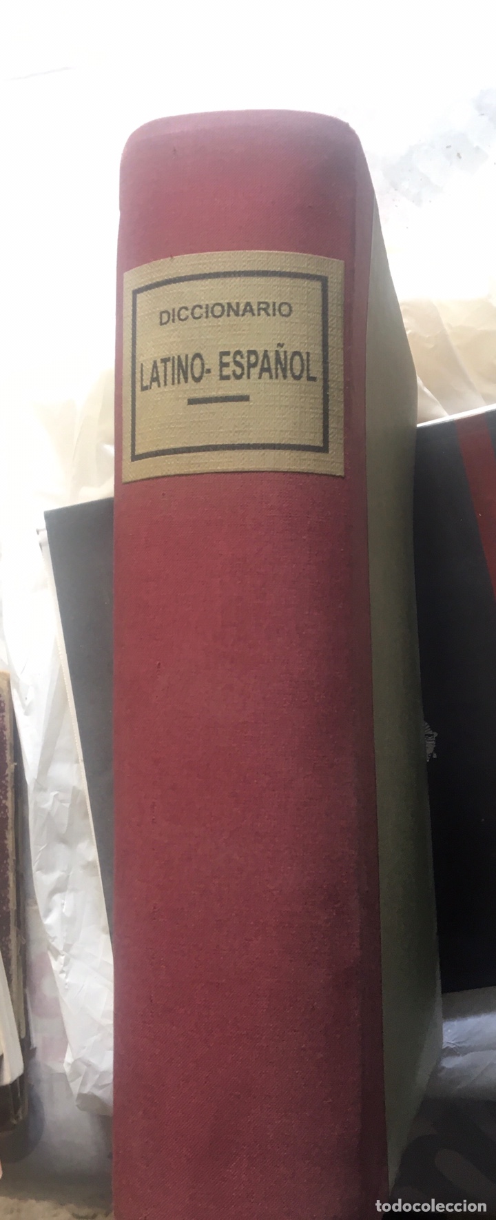 Diccionarios de segunda mano: Lat&iacute;no-Espa&ntilde;ol diccionario - Foto 1