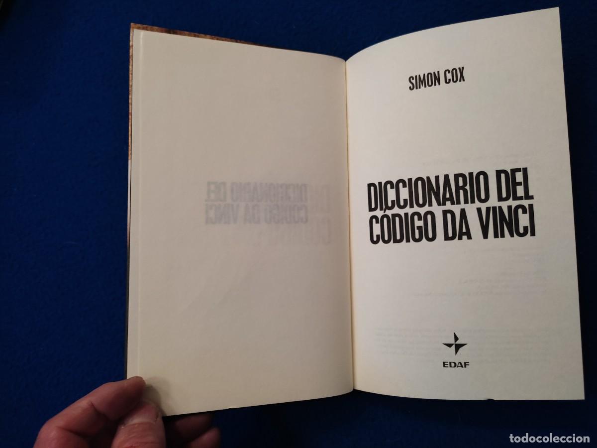 Diccionarios de segunda mano: Diccionario del C&oacute;digo da Vinci Simon Cox Editorial Edax 2005 - Foto 3