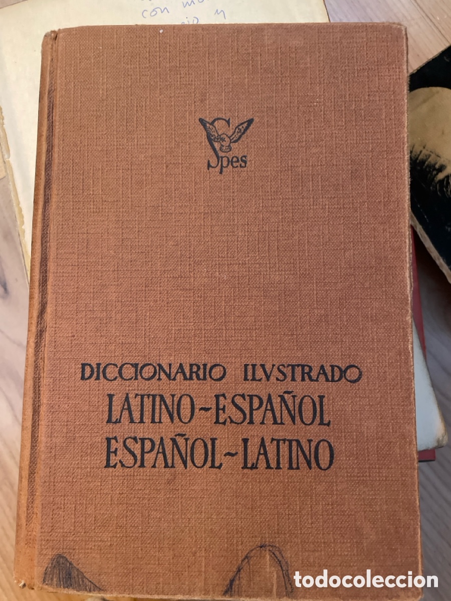 Second hand dictionaries: Diccionario ilustrado Latino-espa&ntilde;ol