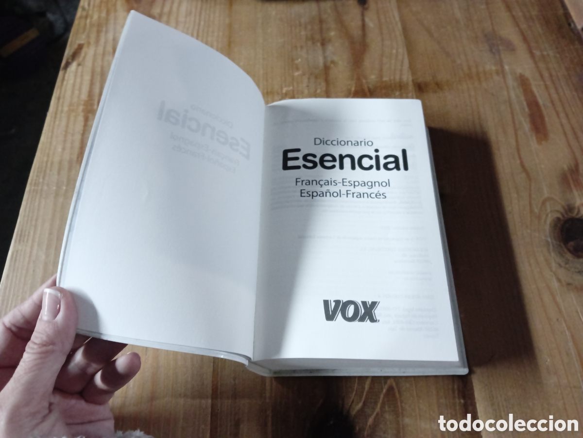 Diccionarios de segunda mano: Diccionario biling&uuml;e esencial - Foto 2