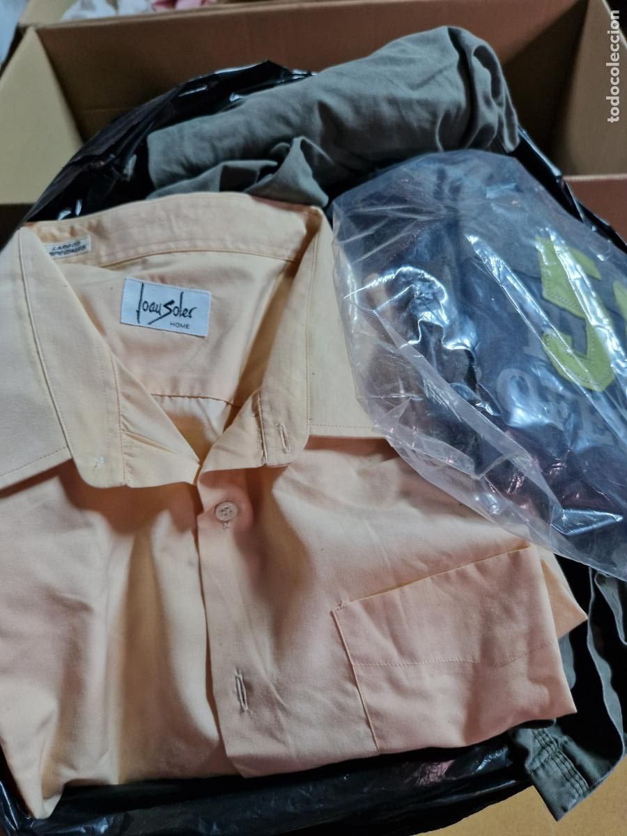 Diccionarios de segunda mano: LOTE SOPRESA. ROPA PARA HOMBRE, SABANAS, MANTAS,CALCETINES, CAMISAS, CAMISETAS. TODA UNA LOTERIA.