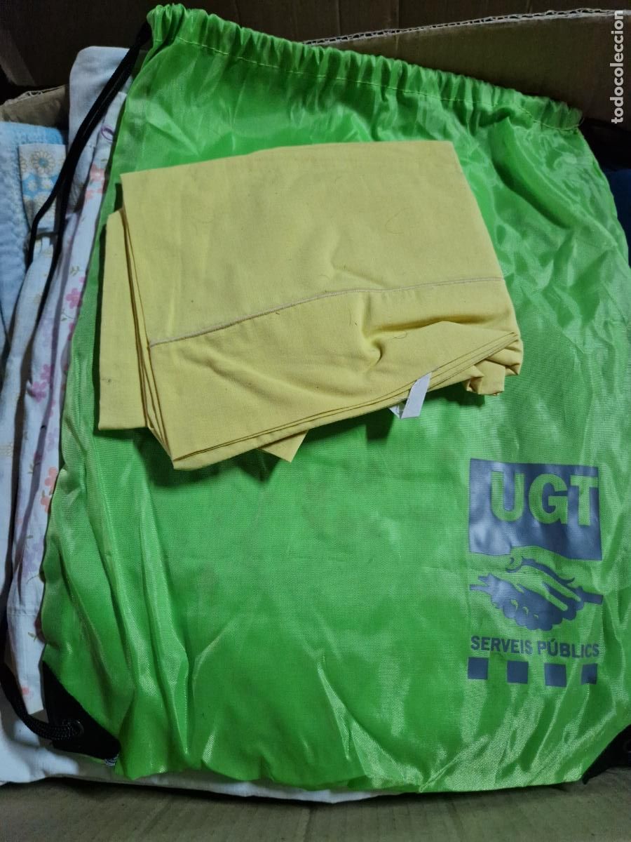 Diccionarios de segunda mano: LOTE SOPRESA. ROPA PARA HOMBRE, SABANAS, MANTAS,CALCETINES, CAMISAS, CAMISETAS. TODA UNA LOTERIA.