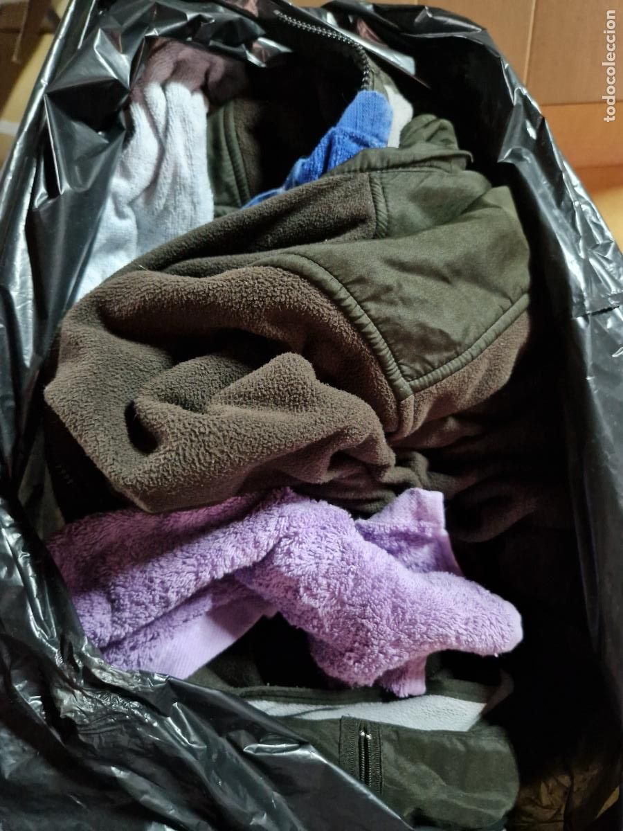 Diccionarios de segunda mano: LOTE SOPRESA. ROPA PARA HOMBRE, SABANAS, MANTAS,CALCETINES, CAMISAS, CAMISETAS. TODA UNA LOTERIA.