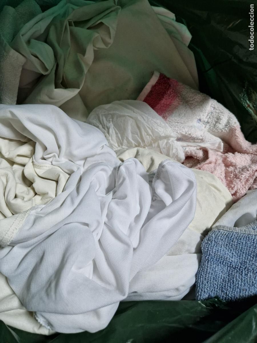 Diccionarios de segunda mano: LOTE SOPRESA. ROPA PARA HOMBRE, SABANAS, MANTAS,CALCETINES, CAMISAS, CAMISETAS. TODA UNA LOTERIA.