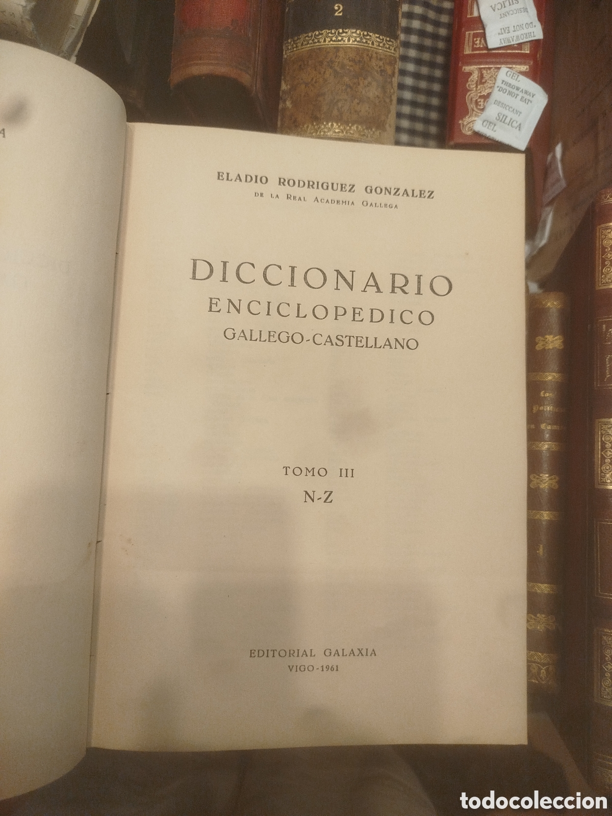 Diccionarios de segunda mano: Tomo III (N-Z) del Diccionario enciclop&eacute;dico gallego-castellano, la obra cumbre de Eladio Rodr&iacute;guez