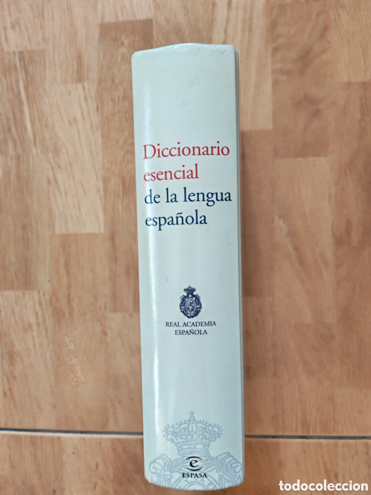 Diccionarios de segunda mano: Diccionario esencial de la lengua espa&ntilde;ola