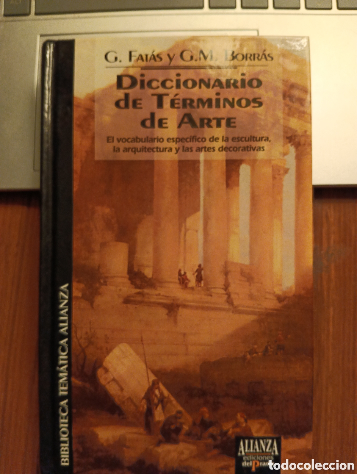 Diccionarios de segunda mano: Diccionario de T&eacute;rminos de Arte, G. Fat&aacute;s y G.M. Borr&aacute;s