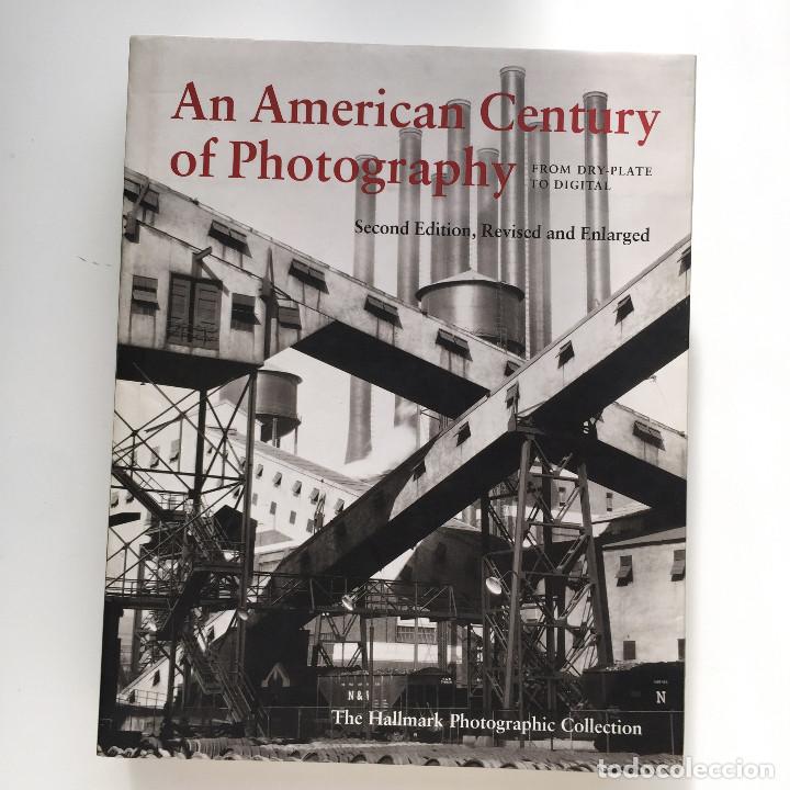 Libri di seconda mano: An American Century of Photography, Hallmark Collection