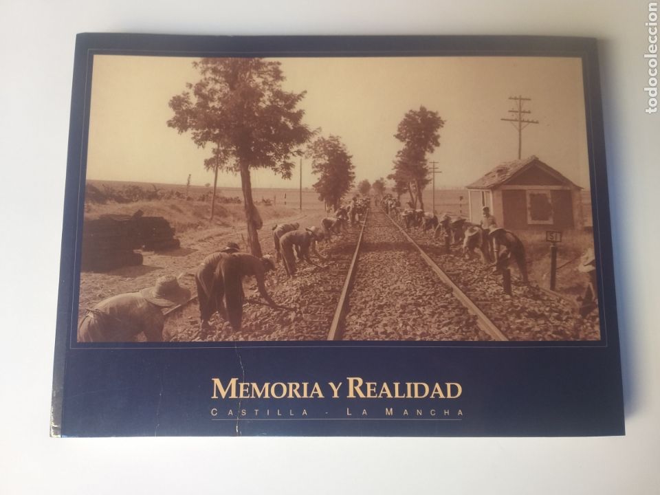 Second hand books: Fotograf&iacute;a . Memoria y realidad . Castilla La Mancha . 1999