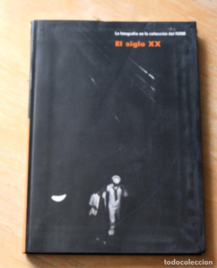 Second hand books: LA FOTIGRAF&Iacute;A EN LA COLECCION DEL IVAM. SIGLO XX