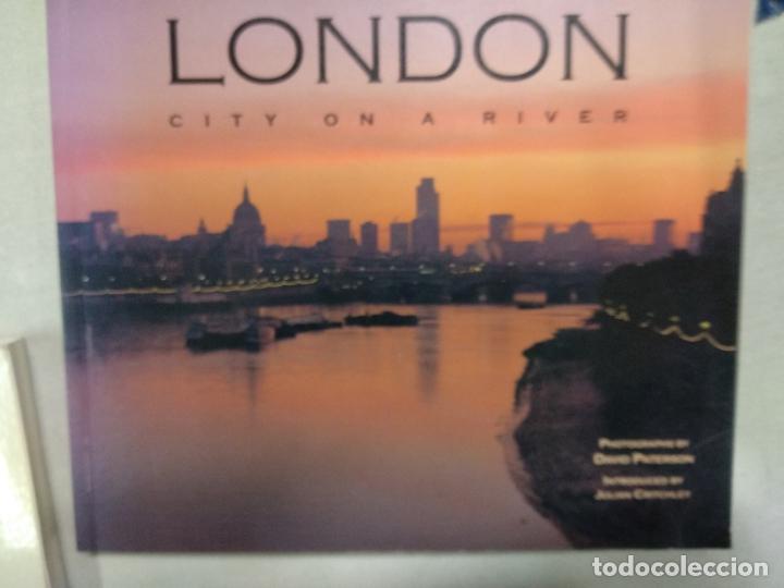Libri di seconda mano: London: City on a River Paterson, David