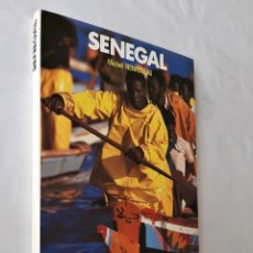 Libros de segunda mano: LIBRO SENEGAL. MICHEL RENAUDEAU. EDITIONS RICHER-HOA-QUI 1987
