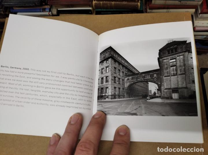 Libros de segunda mano: GABRIELE BASILICO . PHAIDON PRESS. 1&ordf; EDICI&Oacute;N 2002. EDIFICIOS, PUENTES, SUBIRBIOS , MONUMENTOS - Foto 15