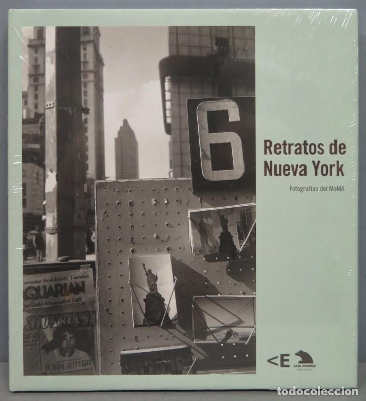 Libri di seconda mano: RETRATOS DE NUEVA YORK. FOTOGRAF&Iacute;AS DE MoMA. PRECINTADO. NUEVO