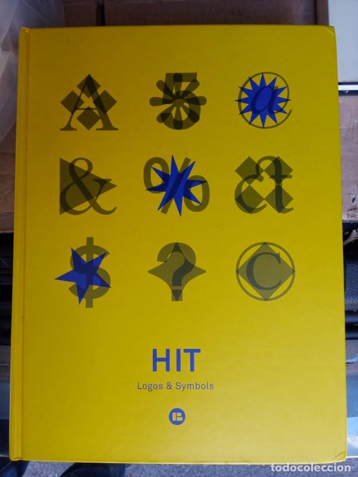 Libri di seconda mano: HIT: LOGOS & SYMBOLS - INCLUYE CD