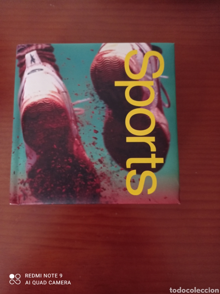 Libri di seconda mano: SPORTS. Fotograf&iacute;a Deportiva. 2001.