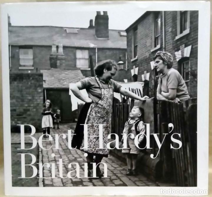 Libri di seconda mano: COLIN WILKINSON - BERT HARDY'S BRITAIN. BLUECOAT, 2013.