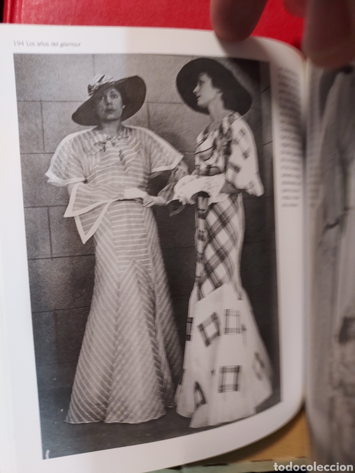 Libros de segunda mano: D&eacute;cadas de MODA desde 1900 - Foto 4