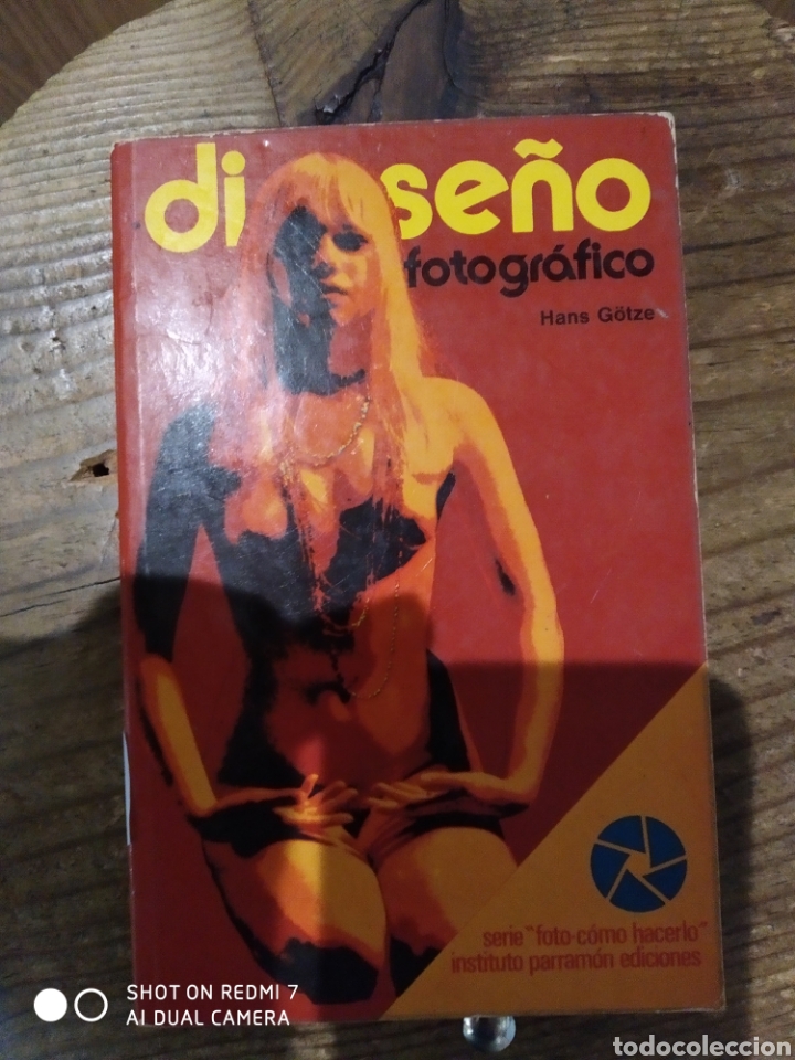 Second hand books: Dise&ntilde;o fotografico.