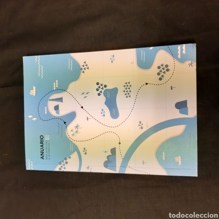 Second hand books: ANUARIO DEL M&Aacute;STER DE DIRECCI&Oacute;N DE ARTE PUBLICITARIA UNIVERSIDAD DE VIGO 2013-2014