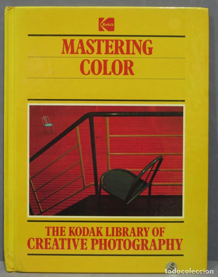 Libros de segunda mano: MASTERING COLOR - Foto 1