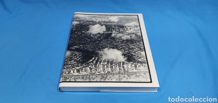 Libros de segunda mano: LIBRO CATALOGO, ZOE LEONARD, FOTOGRAFIAS . MUSEO REINA SOFIA