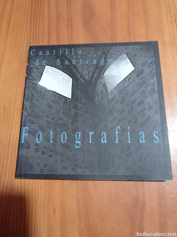 Libri di seconda mano: IS-153 FOTOGRAF&Iacute;AS CASTILLO DE SANTIAGO TAPA R&Uacute;STICA 93 PAG. MEDIDAS 17X17 NUEVO