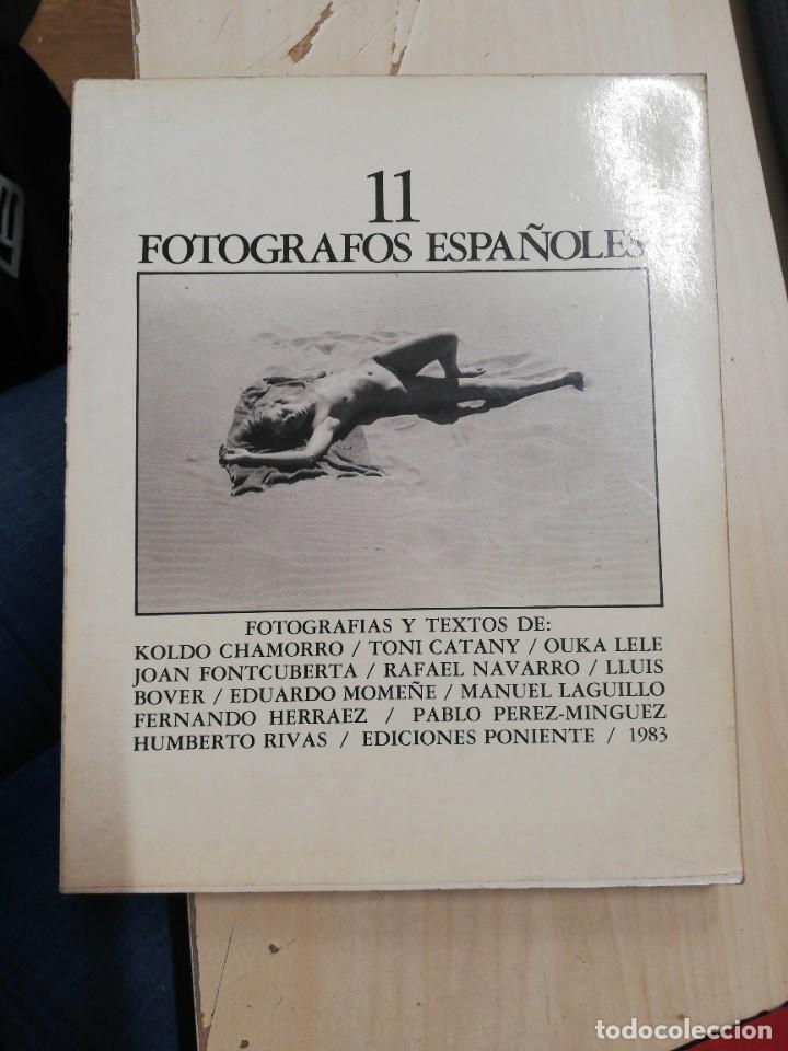 Libri di seconda mano: 11 FOT&Oacute;GRAFOS ESPA&Ntilde;OLES - EDICIONES PONIENTE, 1982