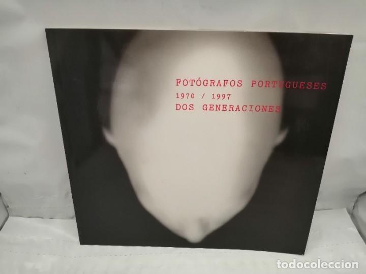 Libri di seconda mano: FOT&Oacute;GRAFOS PORTUGUESES: DOS GENERACIONES 1970-1997