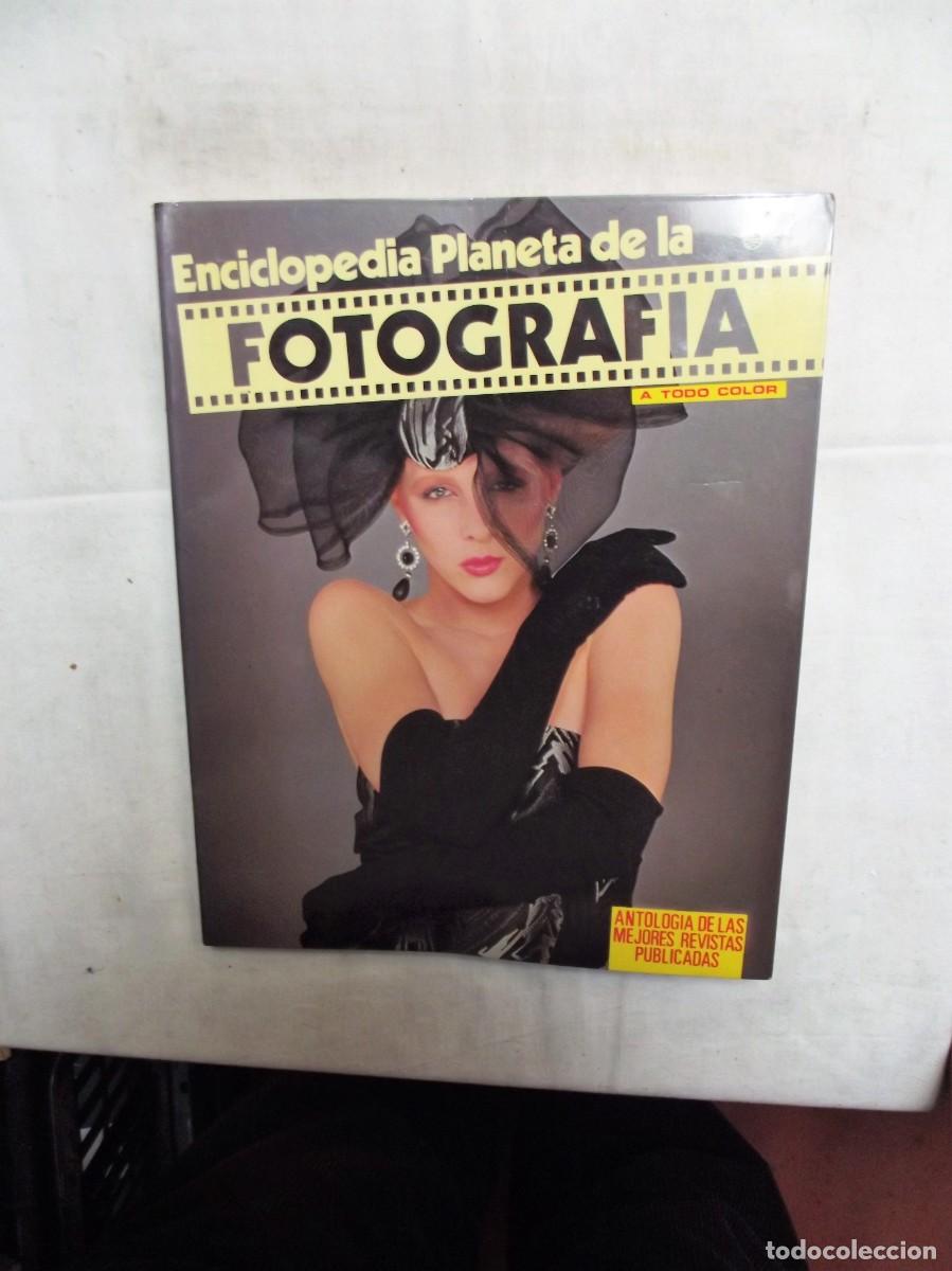 Gebrauchte B&uuml;cher: ENCICLOPEDIA PLANETA DE FOTOGRAFIA ANTOLOGIA DE LAS MEJORES REVISTAS PUBLICADAS