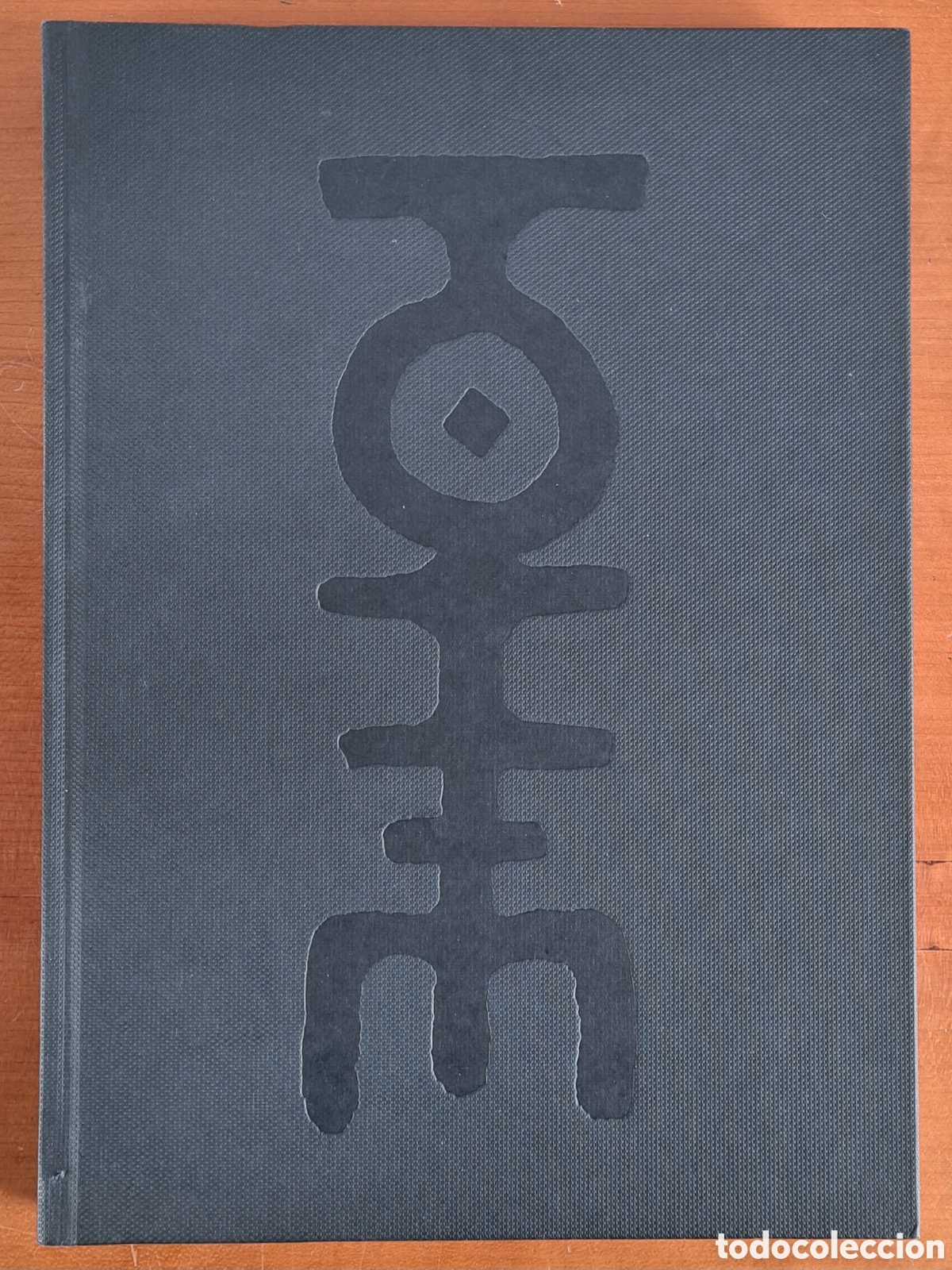 Second hand books: Offf Totem - Dise&ntilde;o Arte Moderno