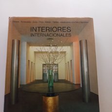 Libros de segunda mano: INTERIORES INTERNACIONALES, LANCE KNOBEL 1988. Lote 401099539